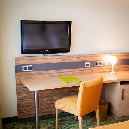 Hotel Bildungsblick Kirchseeon ภายนอก รูปภาพ