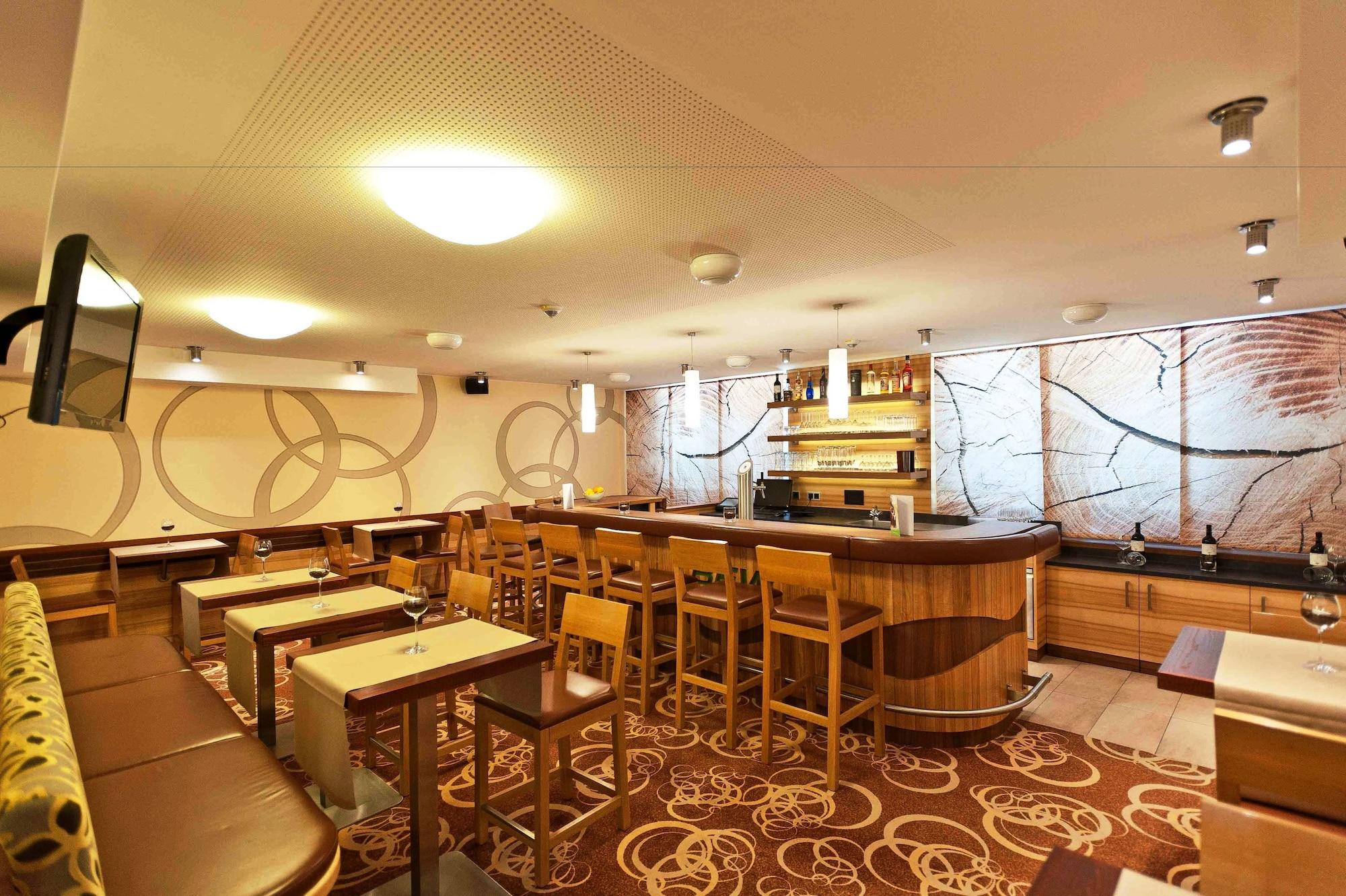 Hotel Bildungsblick Kirchseeon ภายนอก รูปภาพ